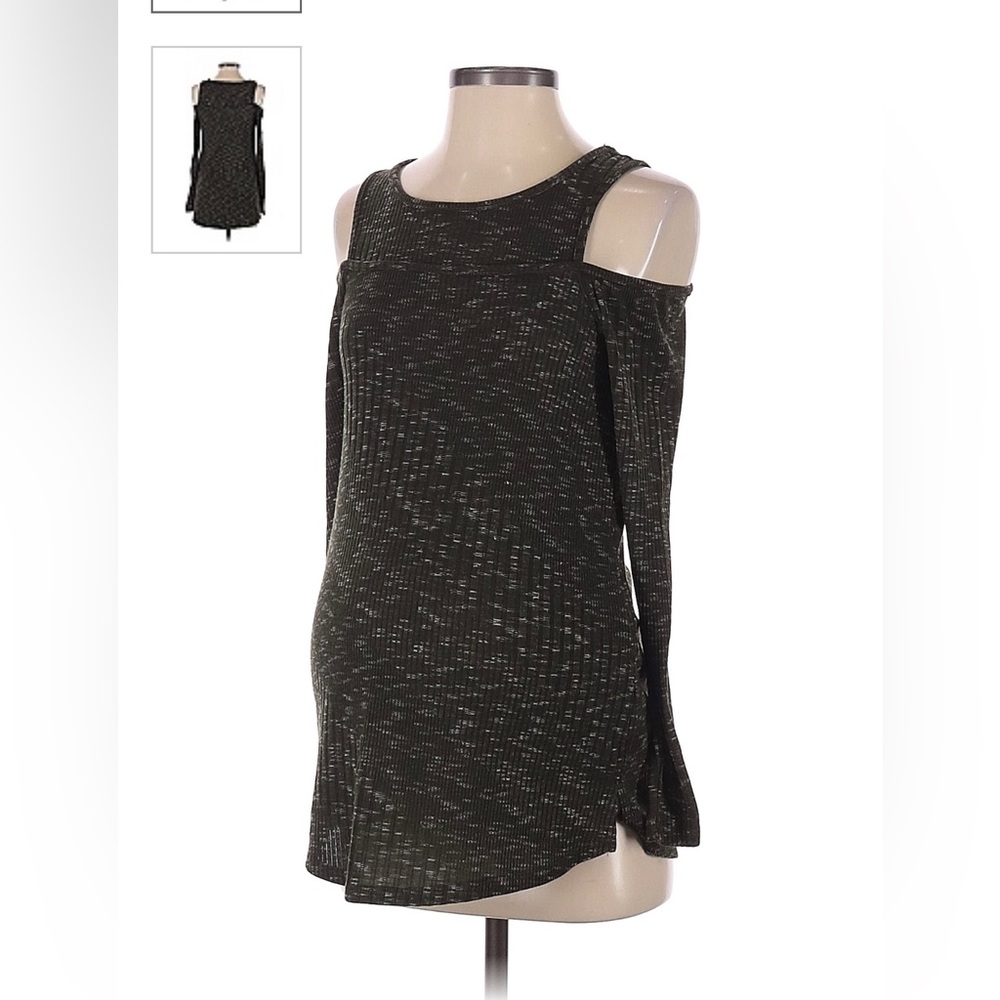 Long sleeve cold shoulder maternity top